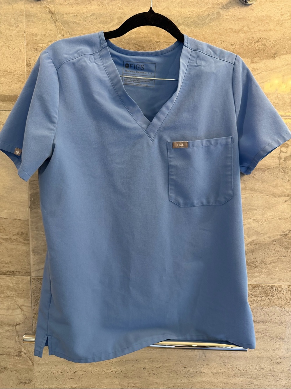 FIGS Catarina Scrub Top